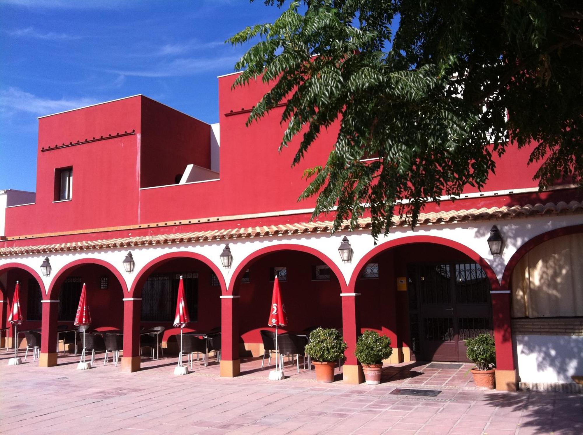 Hostal Restaurante La Bartola Santa Cruz  Exterior photo