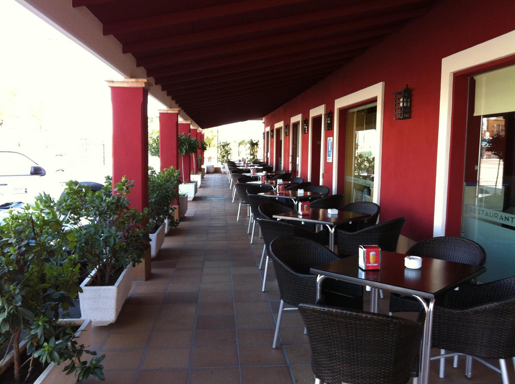 Hostal Restaurante La Bartola Santa Cruz  Exterior photo